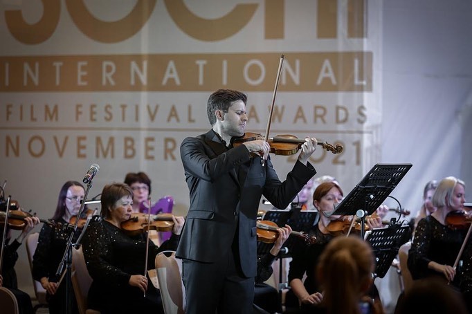 sochifilmawards_255363399_1075776883169476_8204966995811146297_n.jpg